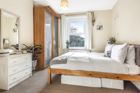 Flat Commonside East in Greater London