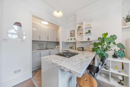 Flat Commonside East in Greater London