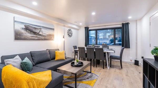 Flat Chadd Green in Greater London