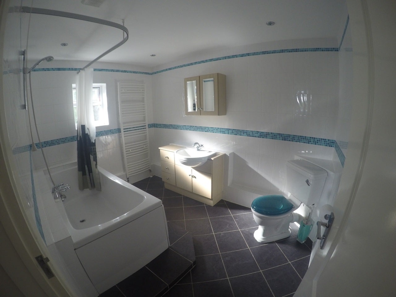 Room Christchurch Road in Borough of Runnymede