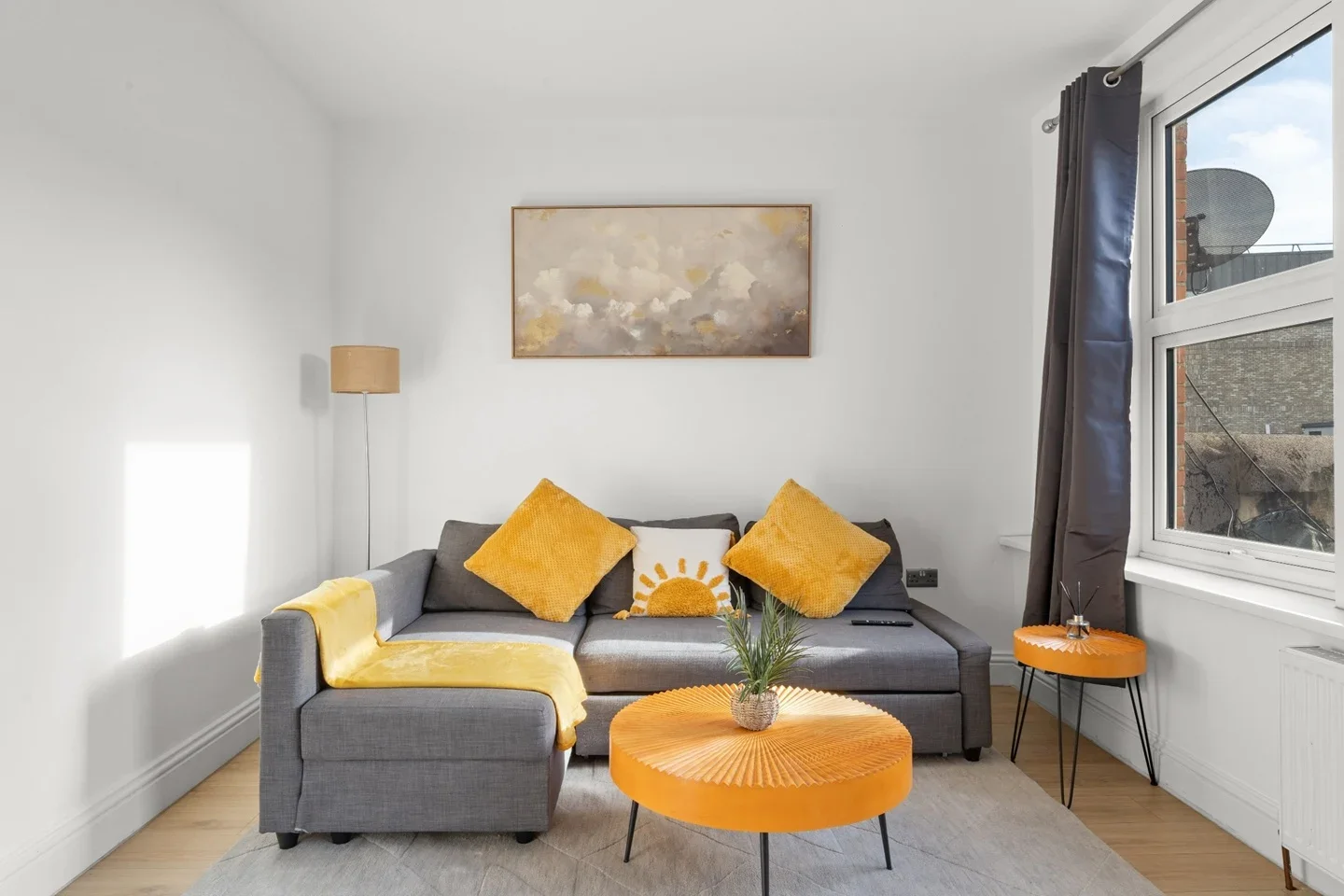 Flat Plashet Grove in Greater London