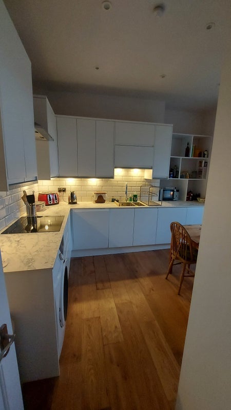 Room Stavordale Road in Greater London