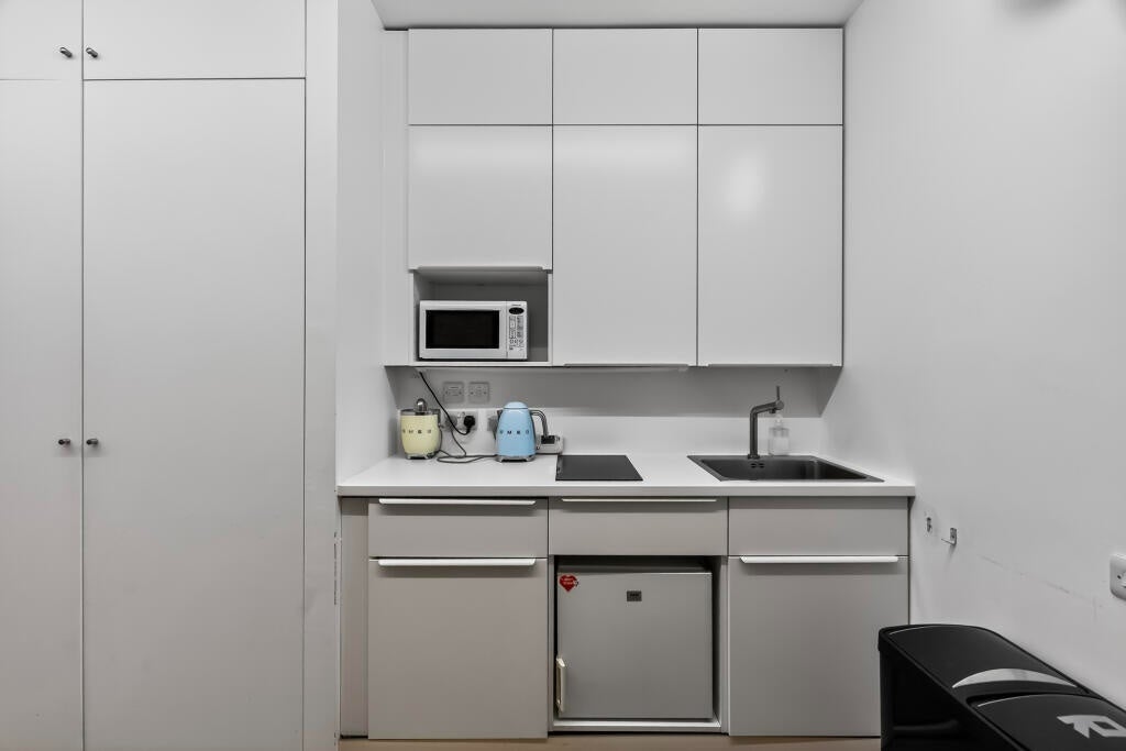 Flat Great Guildford Street in Greater London
