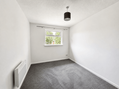 Flat Cornish Close in Cardiff
