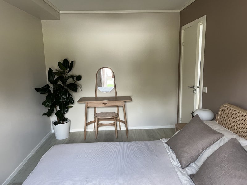 Room Airport Road in Bristol