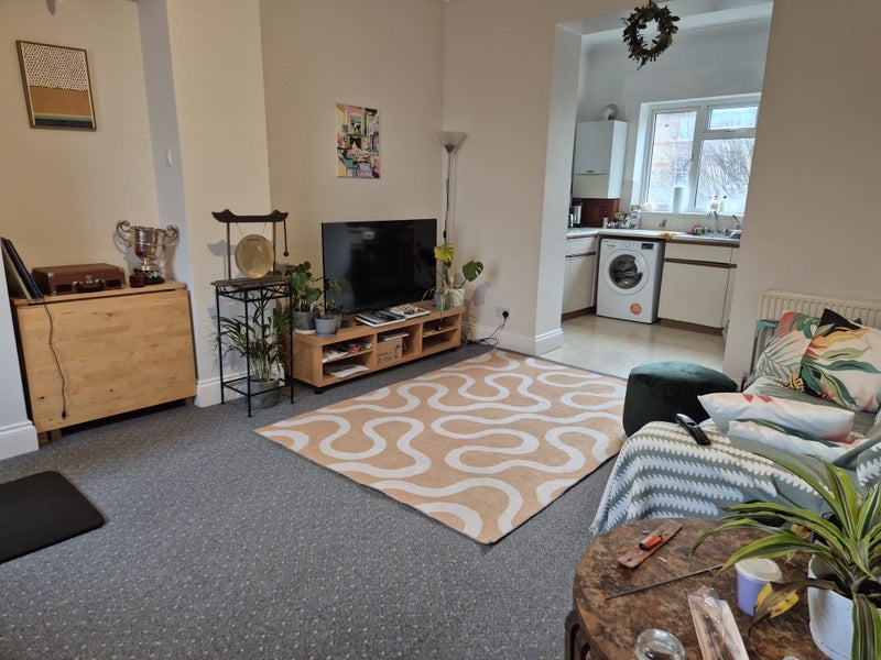 Flat Petherton Road in Greater London