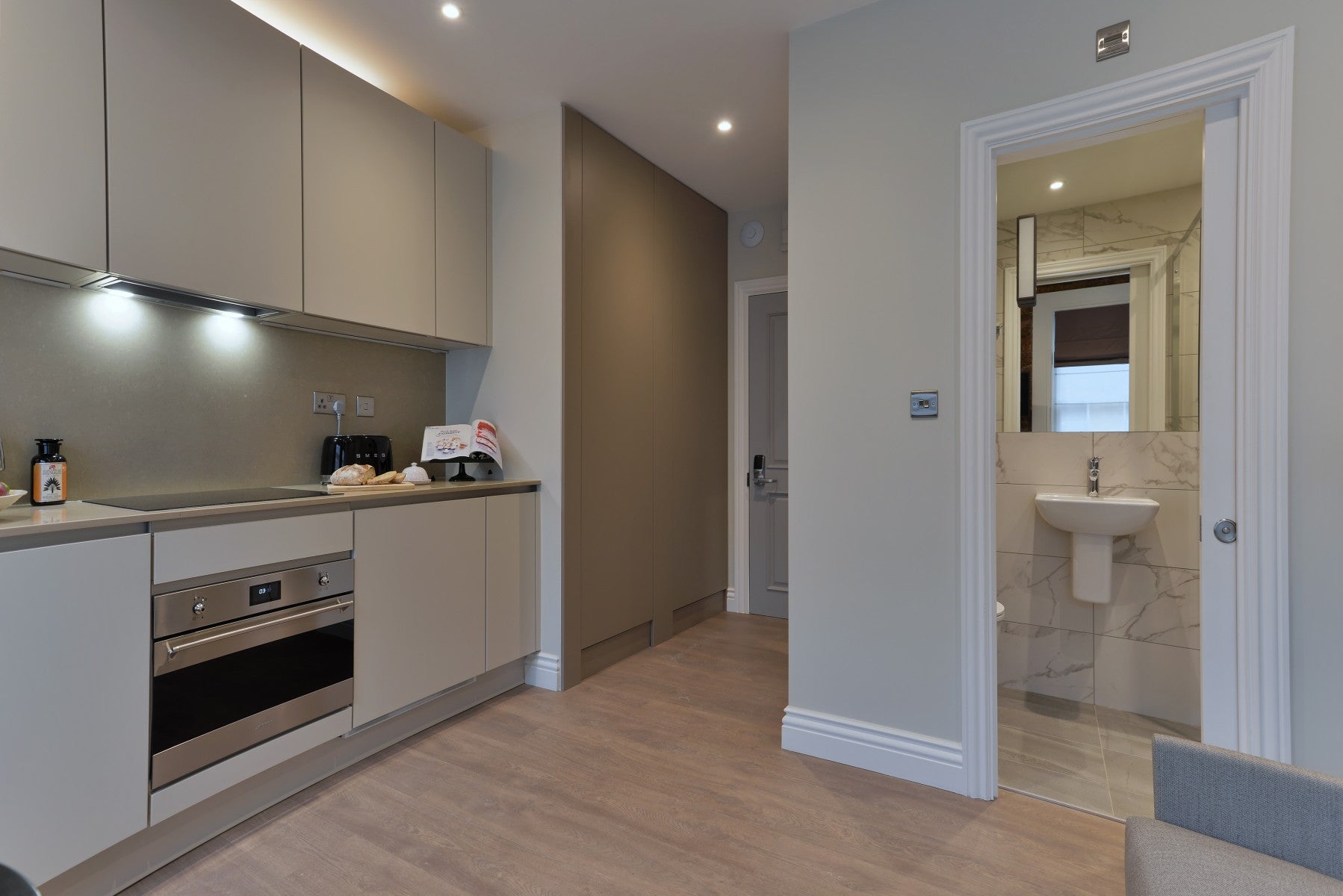 Flat Nottingham Place in London