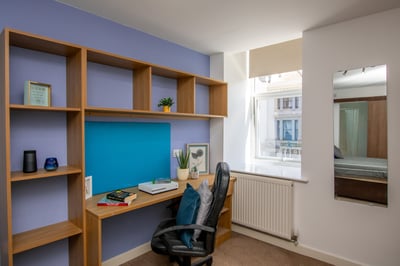 Room Mutley Plain in Plymouth