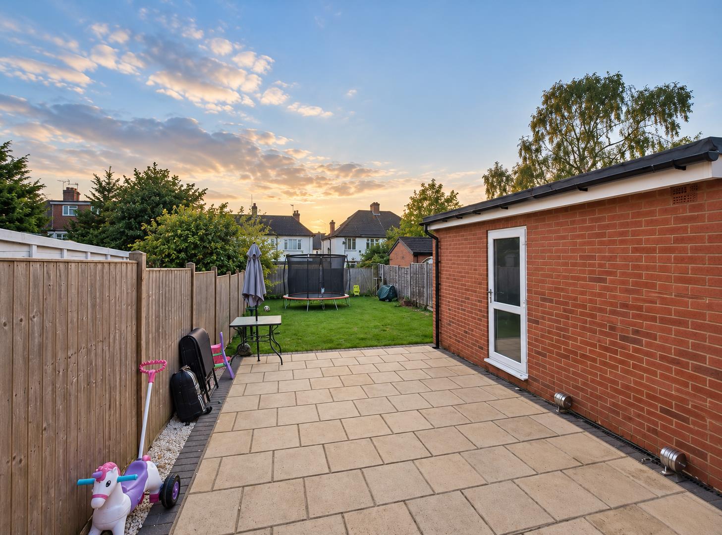 House Ballogie Avenue in Greater London