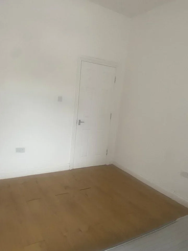 Flat St Albans Road in Watford