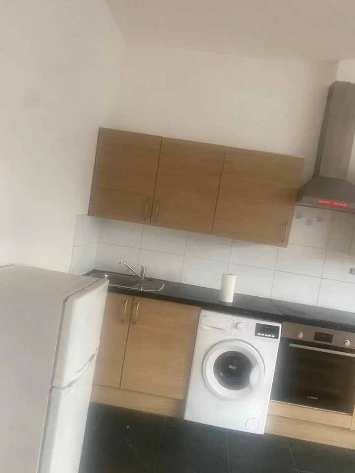 Flat St Albans Road in Watford