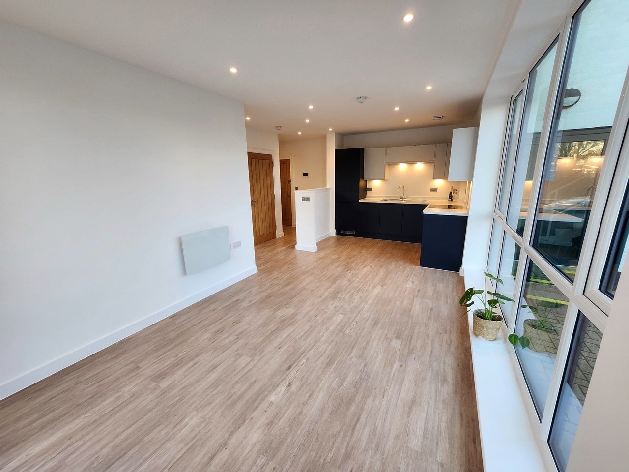 Flat Challenge Court in Mole Valley