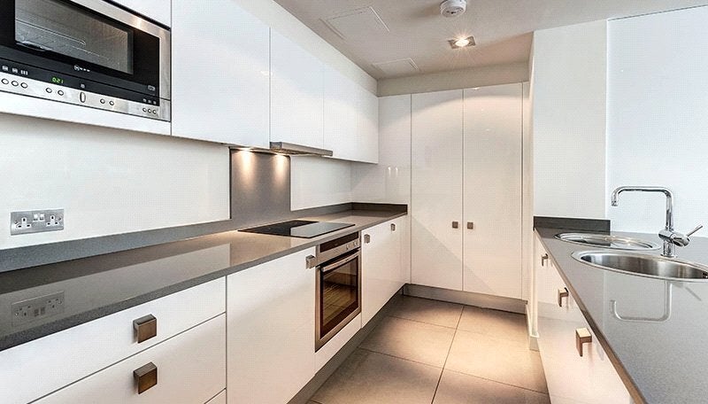 Flat Fulham Road in Greater London
