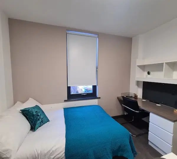 Room St James Street in Newcastle upon Tyne