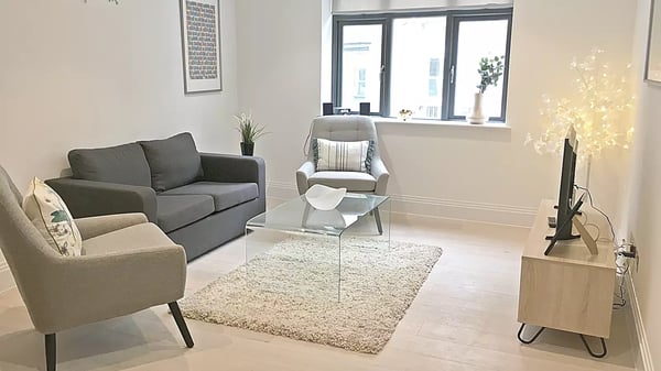 Flat Westbourne Park Road in Greater London