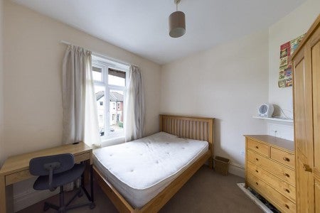 Room Arthur Road in Southampton