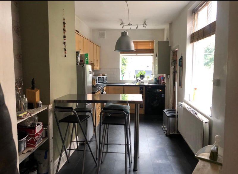 Room Fairhaven Avenue in Manchester
