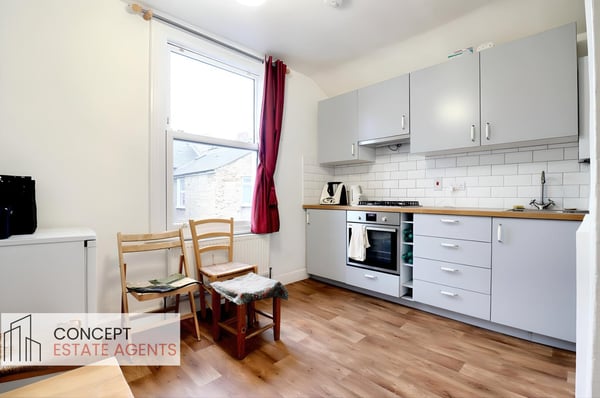 Flat Haldane Place in Greater London
