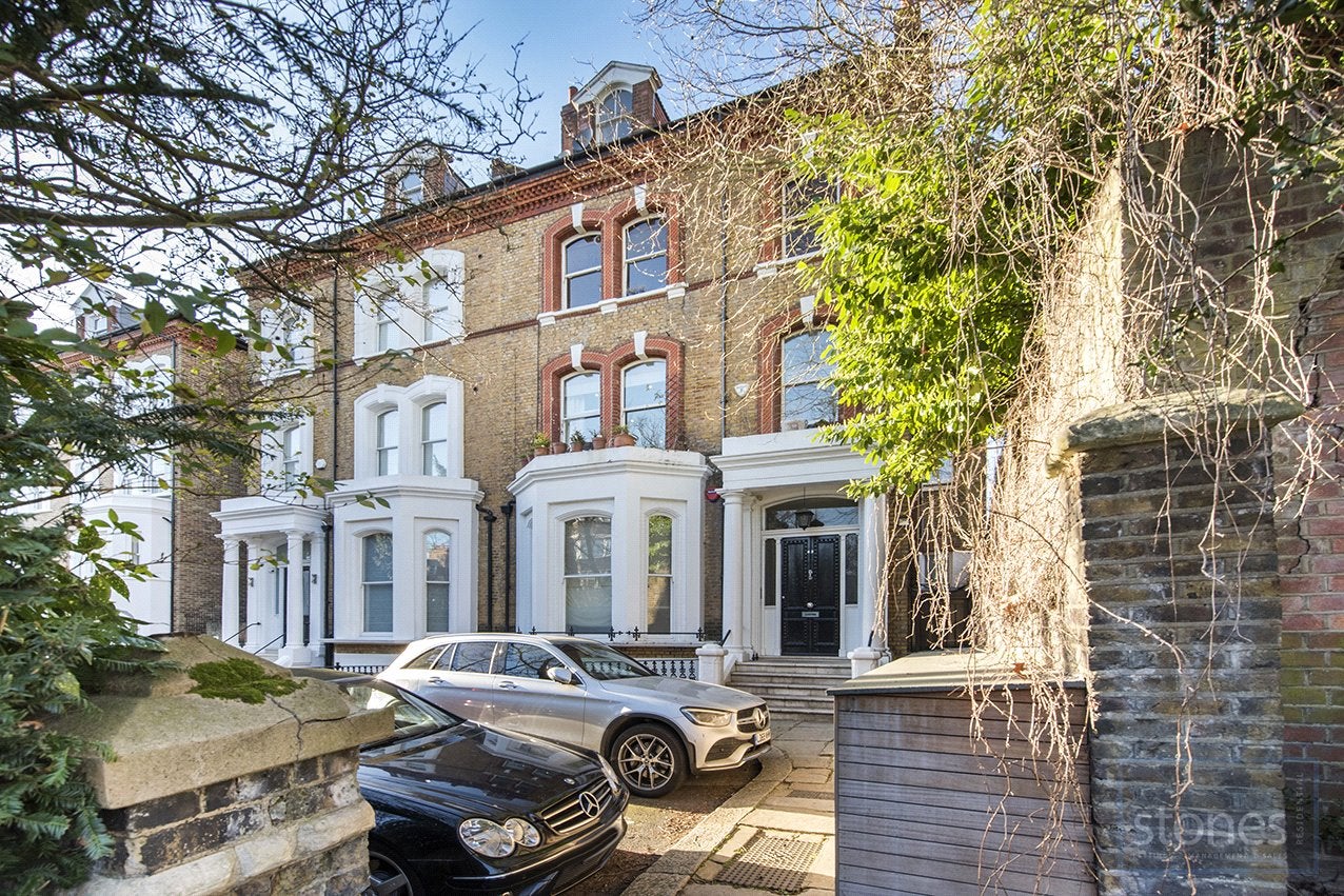 Flat Frognal in Greater London