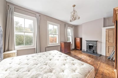 Flat Dunstan's Road in Greater London