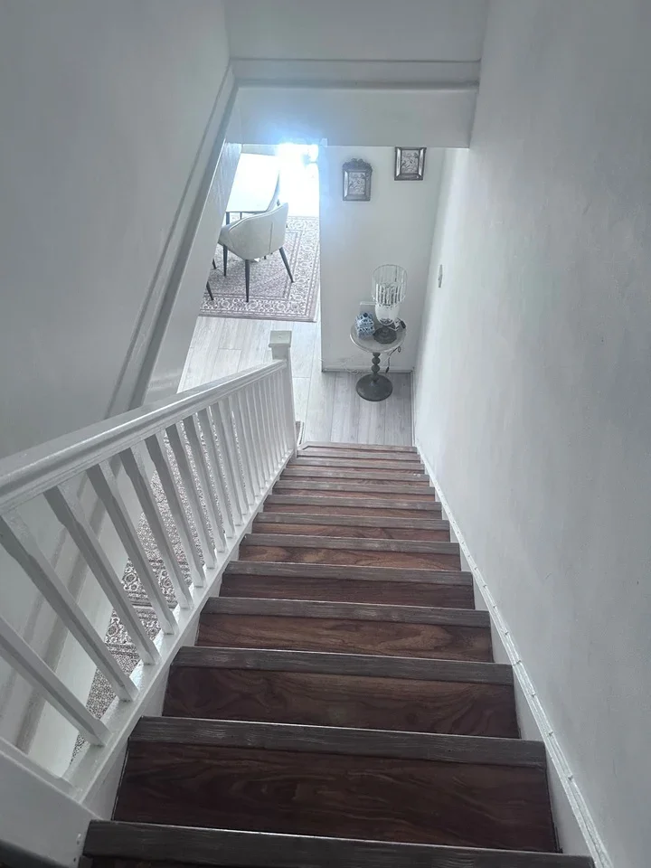 House Magpie Close in Greater London