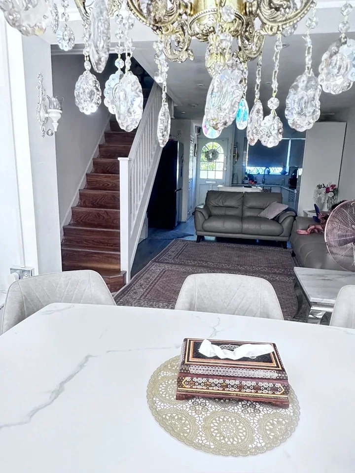 House Magpie Close in Greater London