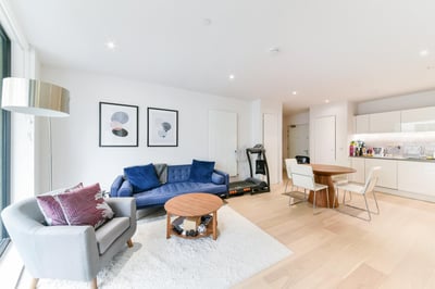 Flat Starboard Way in Greater London