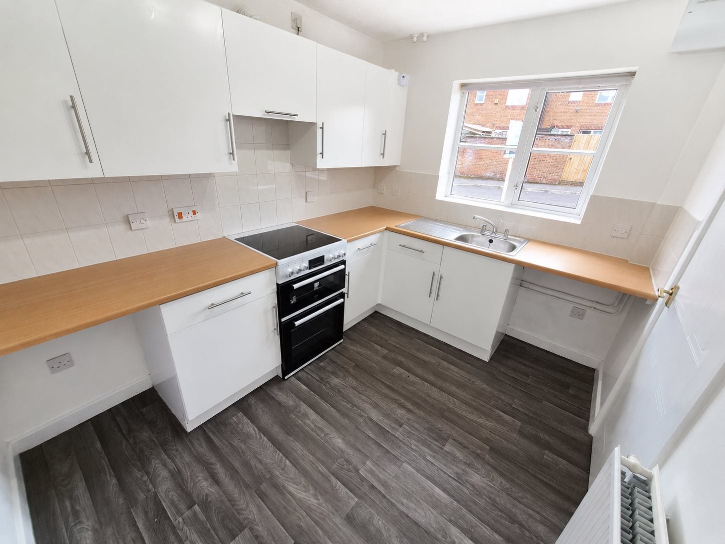 House Potterton Close in Bridgwater