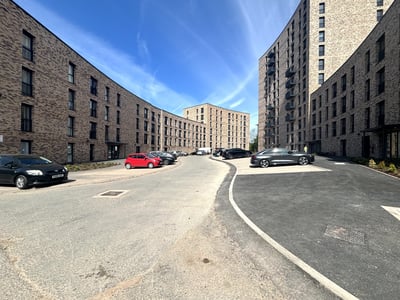 Flat Griffiths Close in Birmingham