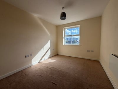 Flat Holly Street in Luton