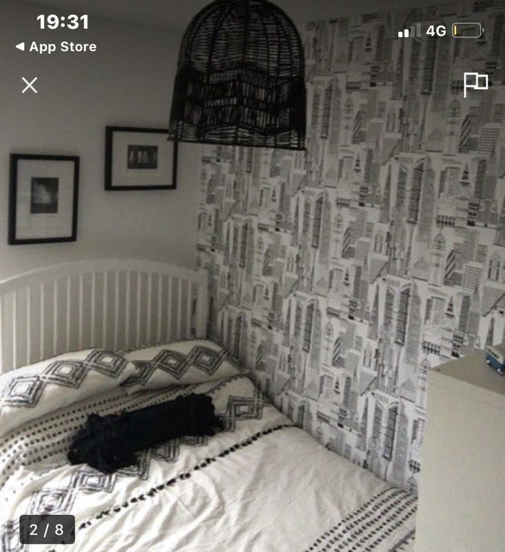 Room Crown Road in Bristol