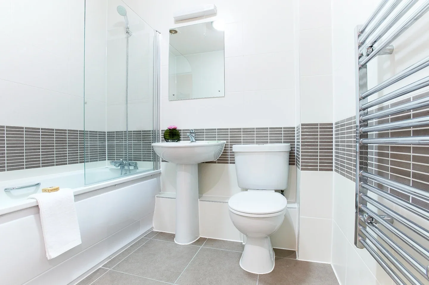 Flat Beechen Grove in Watford