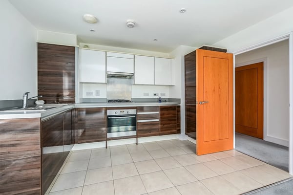 Flat Kenley Place in Rushmoor
