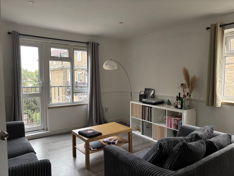 Room Crisp Road in Greater London
