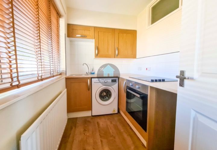 Flat Blackhill Avenue in North Tyneside
