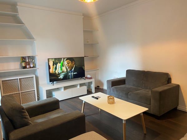 Room Hildrop Road in Borough of Pendle