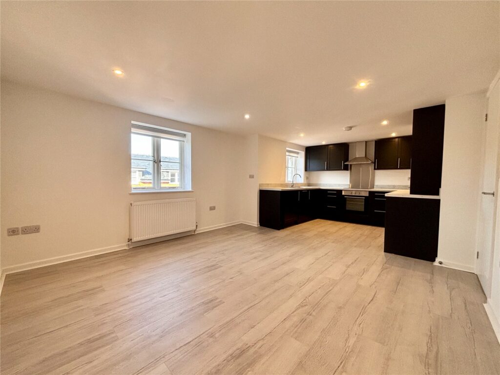 Flat Goddards Lane in Basingstoke and Deane
