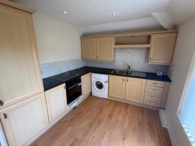 Flat Laurel Road in Chilton Lane