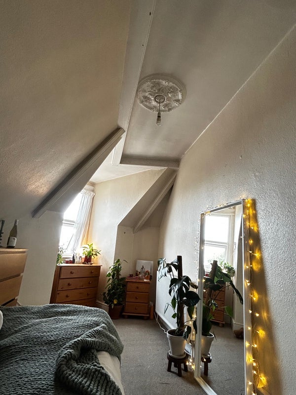 Flat Henleaze Road in Bristol