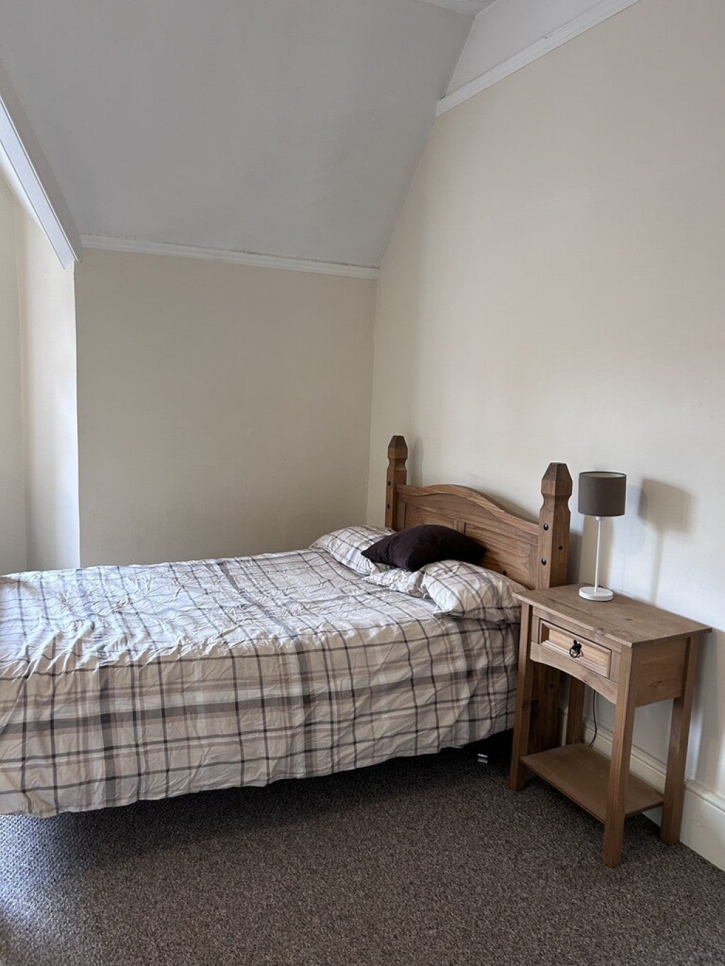Room Windsor Street in Coventry