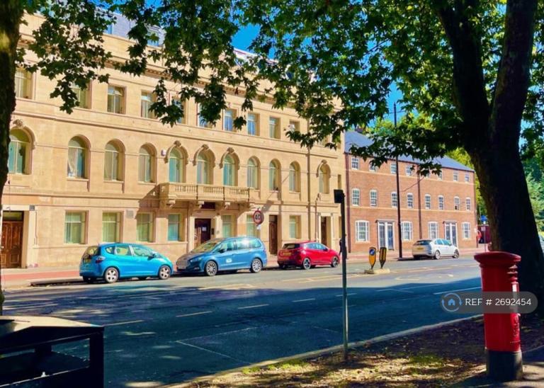 Flat Bennetthorpe in Doncaster