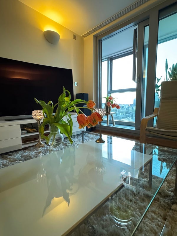Room Bridges Court in Greater London