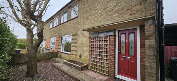 House Wellhouse Close in Luton