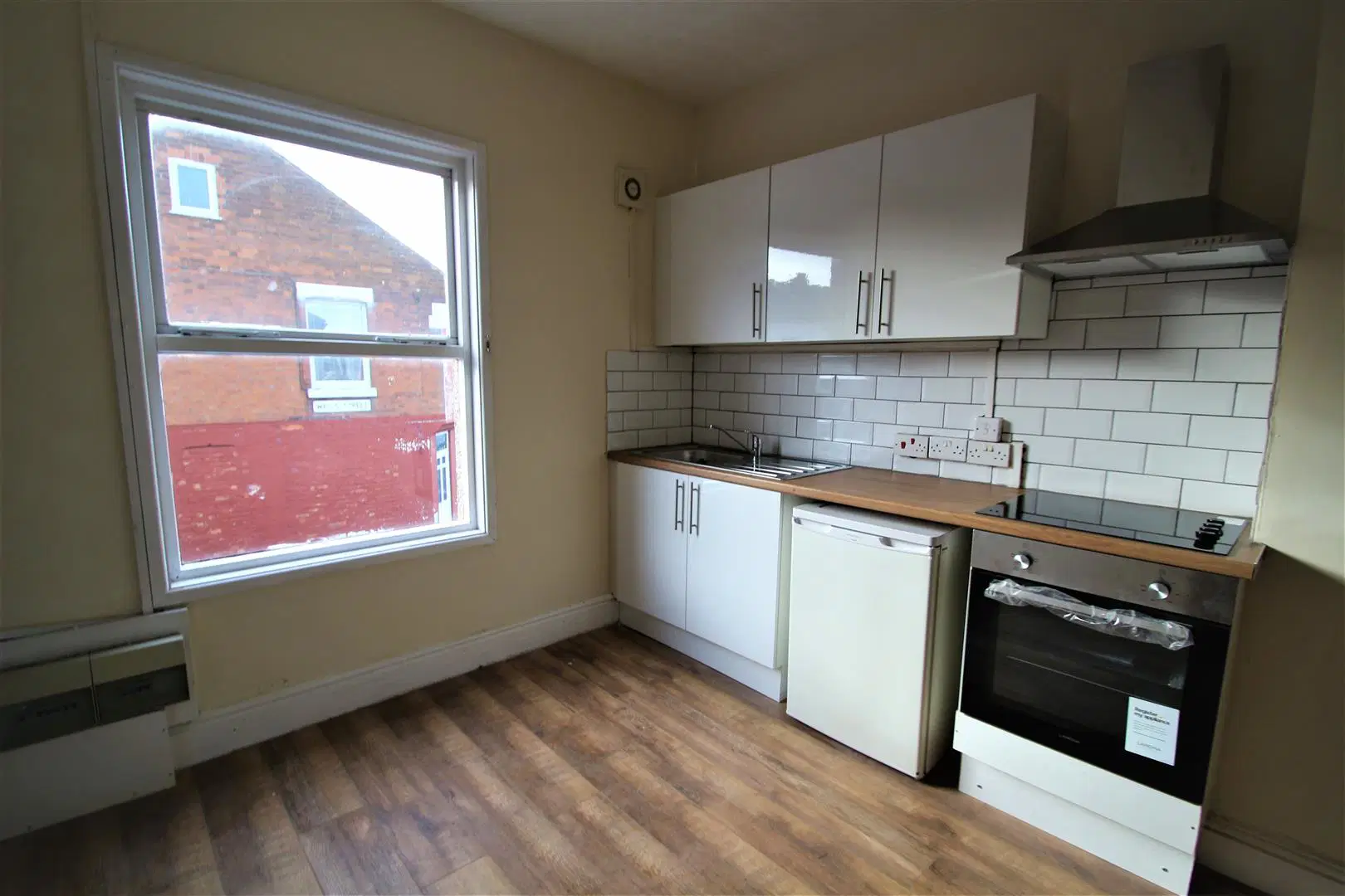 Flat Wells Street in Rugby