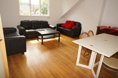 Flat Chevening Road in Greater London