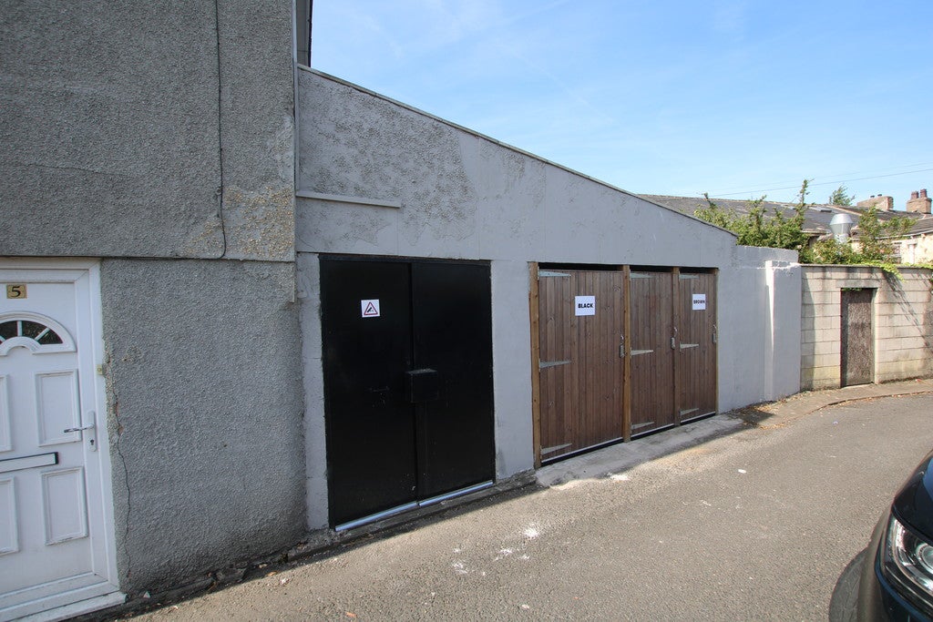 Flat Whalley Road in Hyndburn