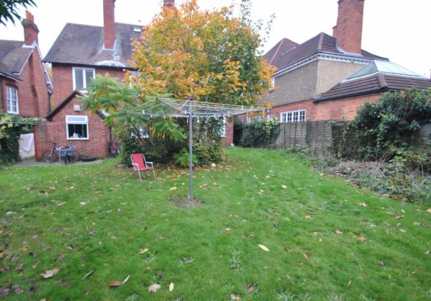 Room Redlands Road in Reading