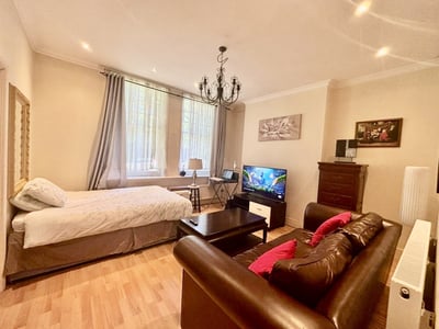 Flat Amesbury Road in Birmingham