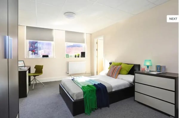 Room Upper Parliament Street in Nottingham