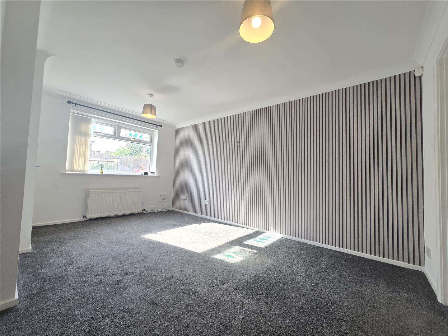 House Birchfields Rise in Leeds